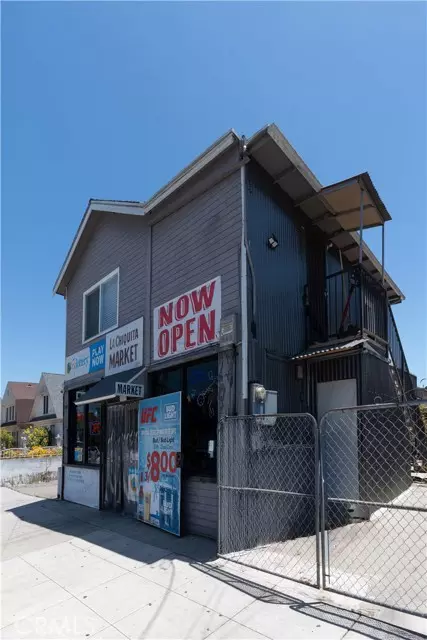285 W 9th ST, San Pedro, CA 90731