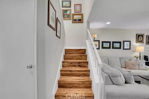 Laguna Hills, CA 92653,12 Sparrow Hill LN