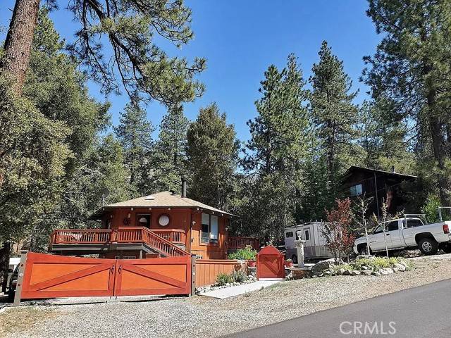 1916 Teton WAY, CA 93222