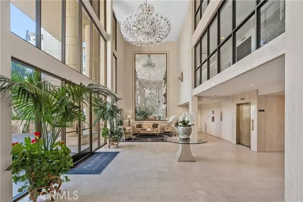 Encino, CA 91316,4949 Genesta AVE 102