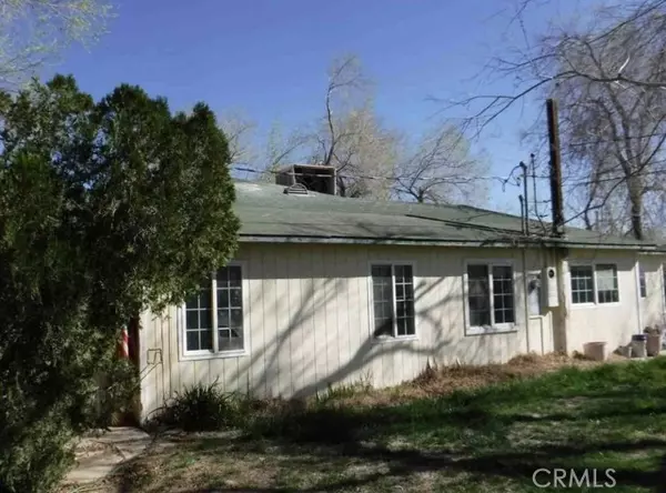 4360 W Avenue B 8, Lancaster, CA 93536