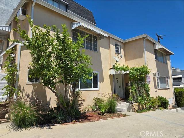 1129 1/2 N Clark ST 1129 1/2, West Hollywood, CA 90069