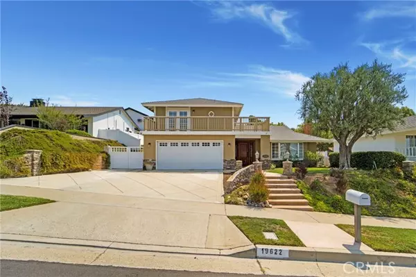 Yorba Linda, CA 92886,19622 Crestknoll DR