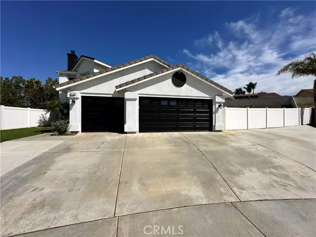 2775 Canyon View CIR, Corona, CA 92882