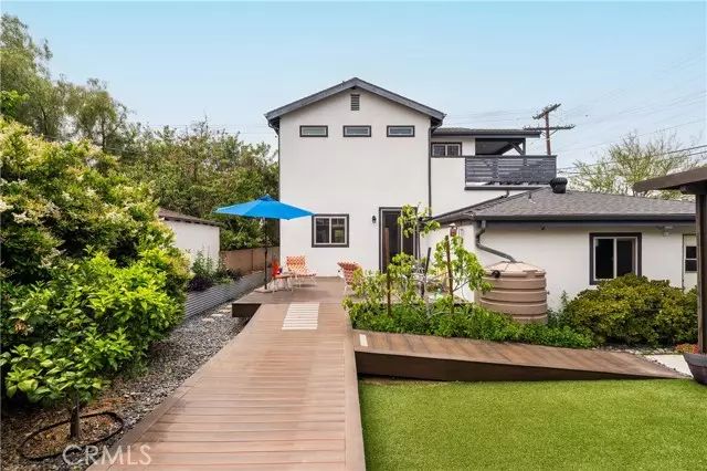 North Hollywood, CA 91606,6557 Clybourn AVE