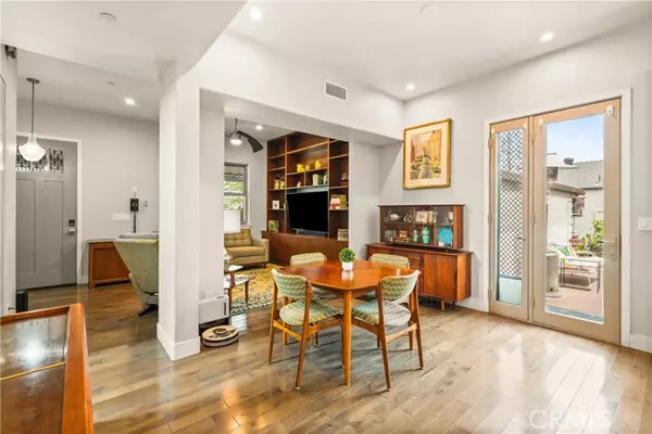 North Hollywood, CA 91606,6557 Clybourn AVE
