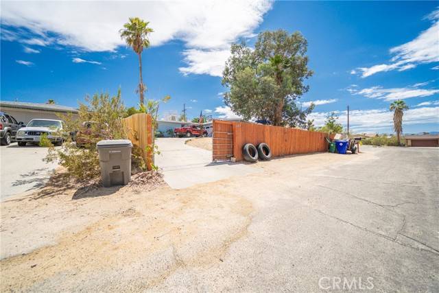 Joshua Tree, CA 92252,61497 Valley View DR