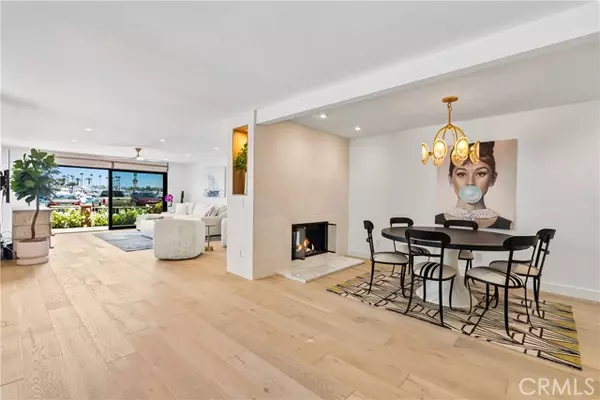Newport Beach, CA 92663,1817 W Bay AVE A