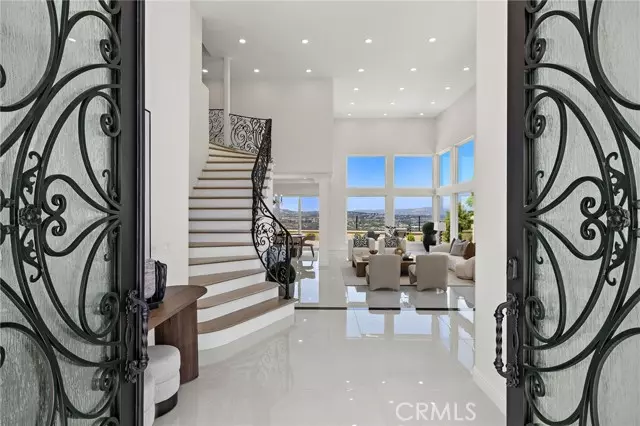 Laguna Niguel, CA 92677,7 Sierra VIS