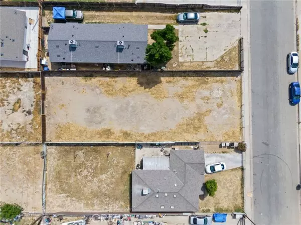 Bakersfield, CA 93307,1424 Murdock ST