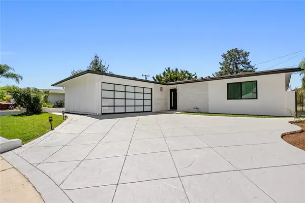 26144 Kenrose CIR, Calabasas, CA 91302