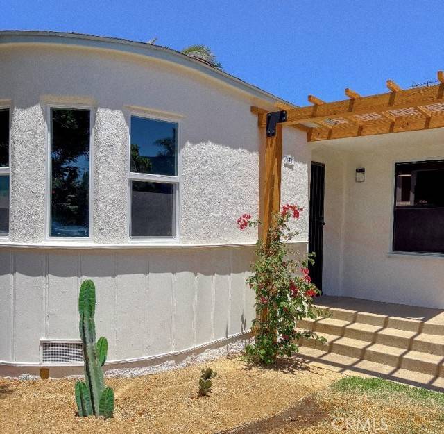 Long Beach, CA 90806,489 W Hill ST