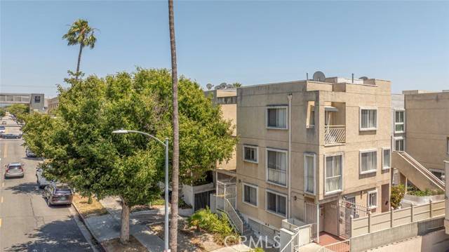116 W Maple ST 25, Glendale, CA 91204