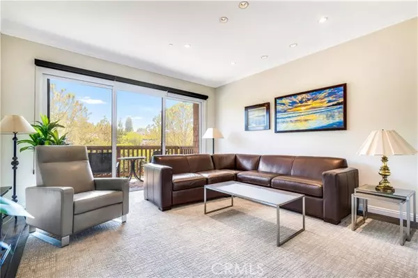 Newport Beach, CA 92660,38 Canyon Island DR 38