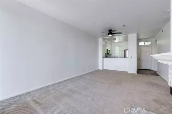 Huntington Beach, CA 92646,20331 Bluffside CIR A320