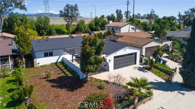 North Hollywood, CA 91605,8066 Teesdale AVE