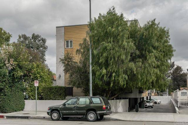 North Hollywood, CA 91601,5050 Cahuenga BLD