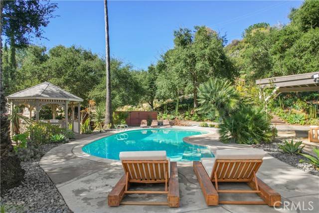 24537 Dry Canyon Cold Creek RD, Calabasas, CA 91302