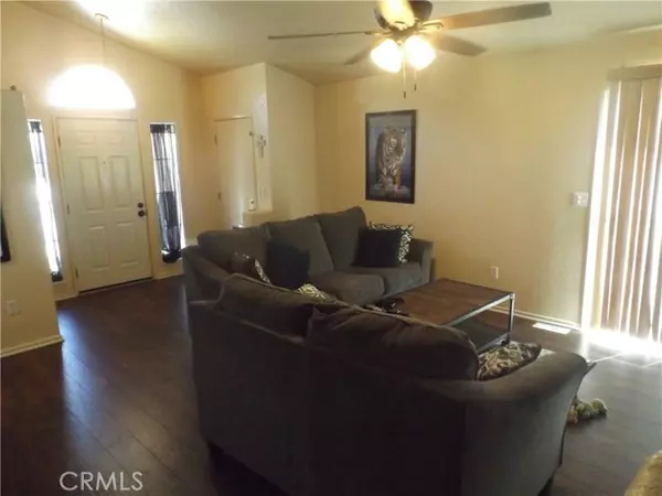 Canyon Country, CA 91351,19842 Canyon View DR