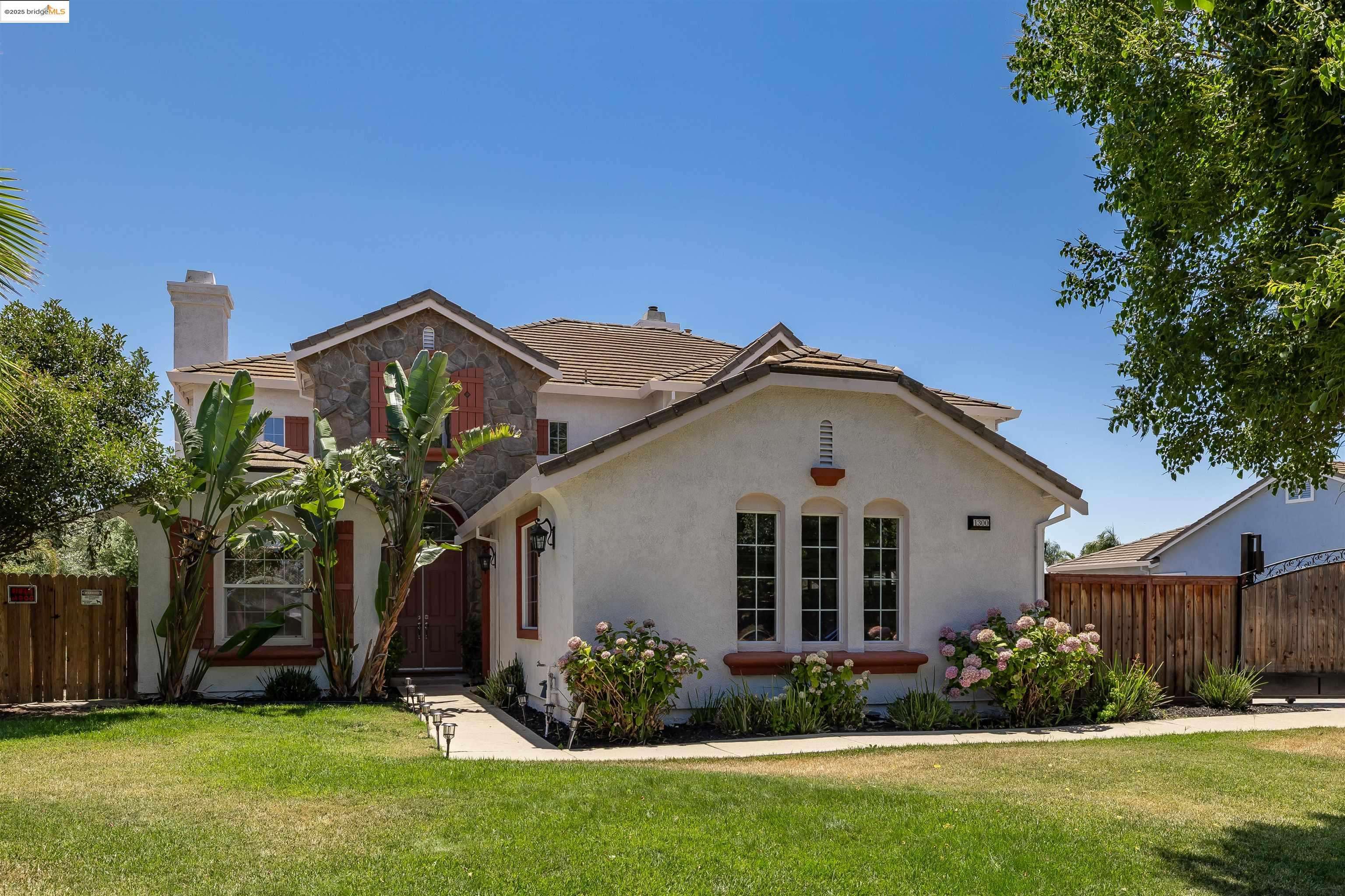 1300 Baylaurel Ct, Brentwood, CA 94513