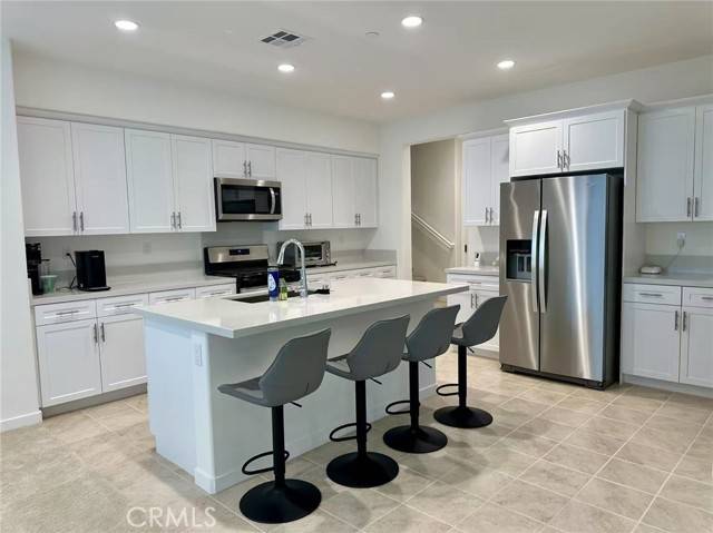 Ontario, CA 91761,4230 #116 E Malagon Privado
