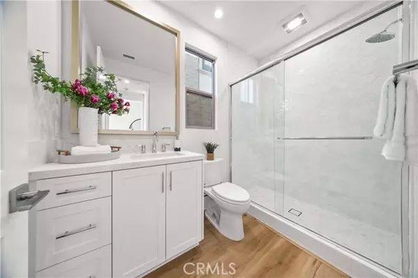 Irvine, CA 92618,307 Brimwood