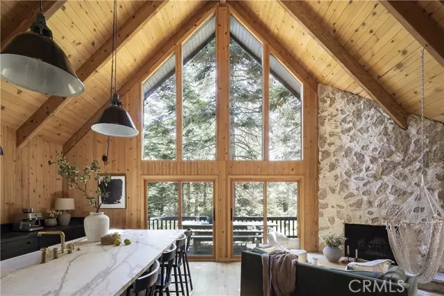 433 Annandale DR, Lake Arrowhead, CA 92352
