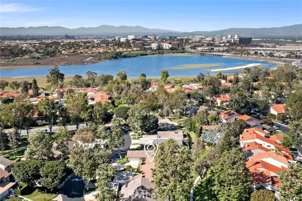 Newport Beach, CA 92660,2719 Vista Umbrosa