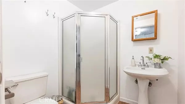 Cedar Glen, CA 92321,29282 Pine DR