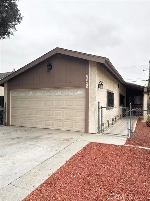 South Gate, CA 90280,9620 San Vincente AVE