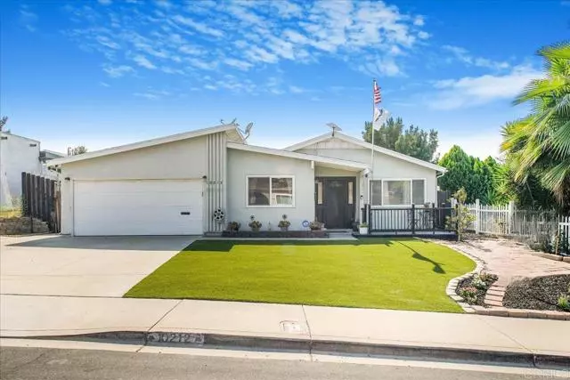 10212 Swanton DR, Santee, CA 92071