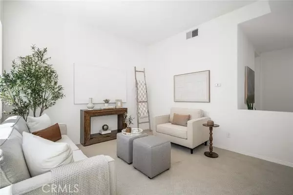 Placentia, CA 92870,420 Augusta LN