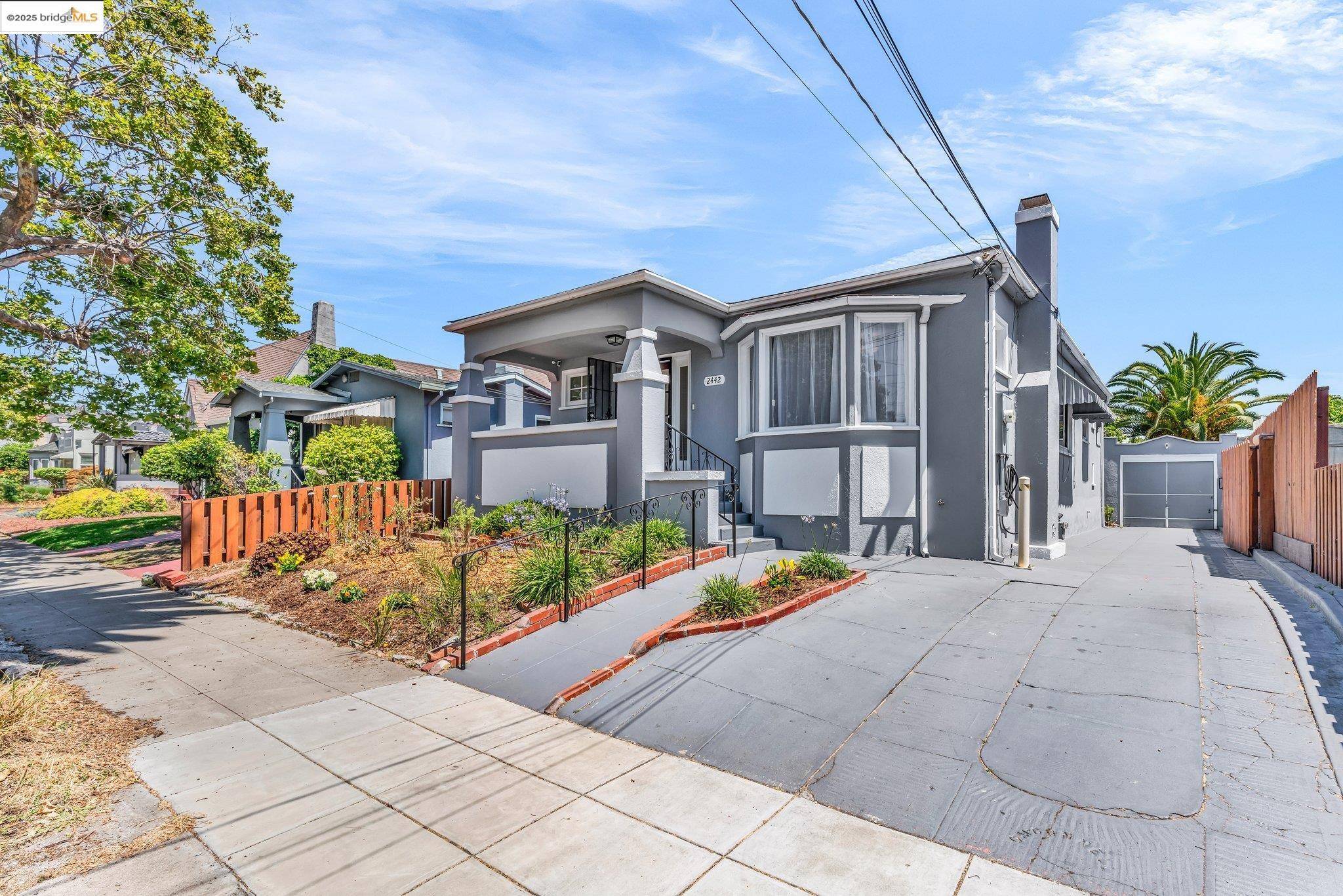 Oakland, CA 94605,2442 Havenscourt Blvd