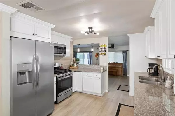 Oceanside, CA 92057,4660 N River RD 150