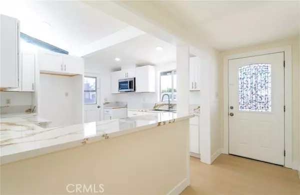 La Mirada, CA 90638,13870 Larwin RD