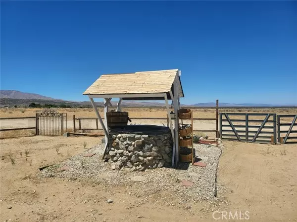 Llano, CA 93544,33391 165th ST