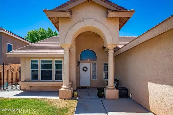 Lancaster, CA 93536,4018 Via Barbara