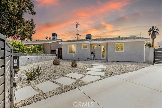 16652 Itasca ST, Northridge, CA 91343