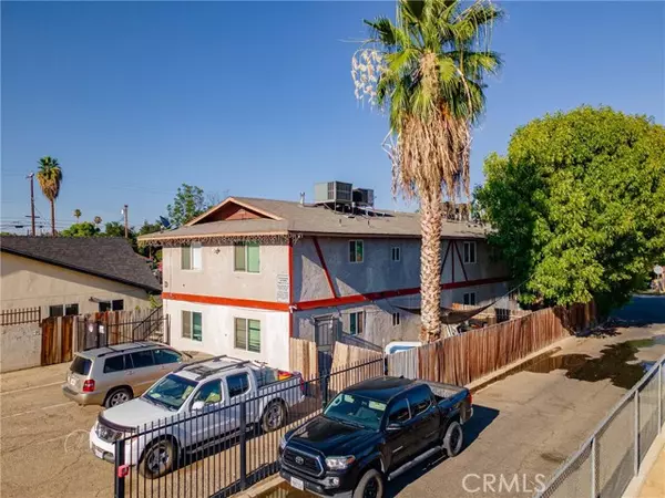 Bakersfield, CA 93305,1102 Gage ST