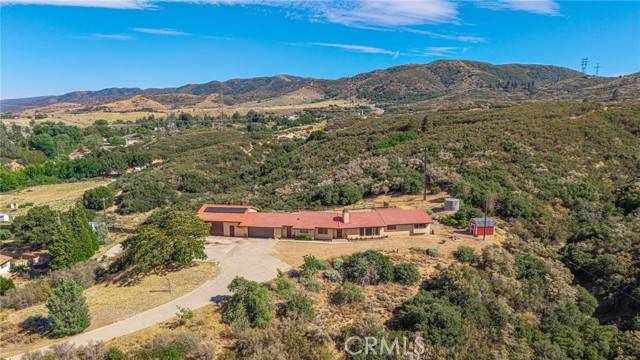 14320 Kiptree DR, Lake Hughes, CA 93532