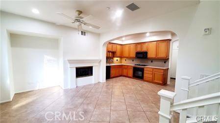 Irvine, CA 92602,139 TOPAZ