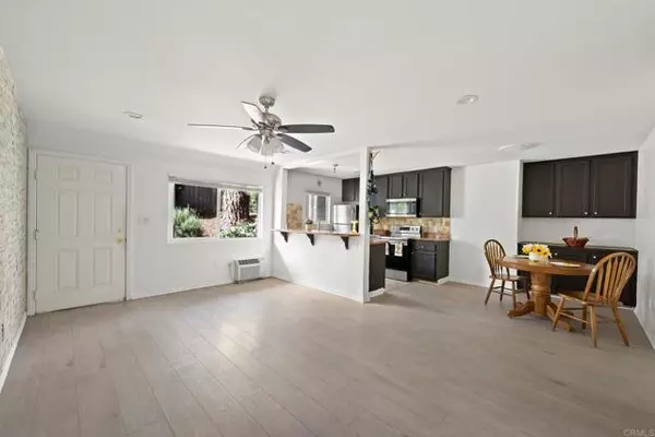 Spring Valley, CA 91977,9860 Dale AVE A8