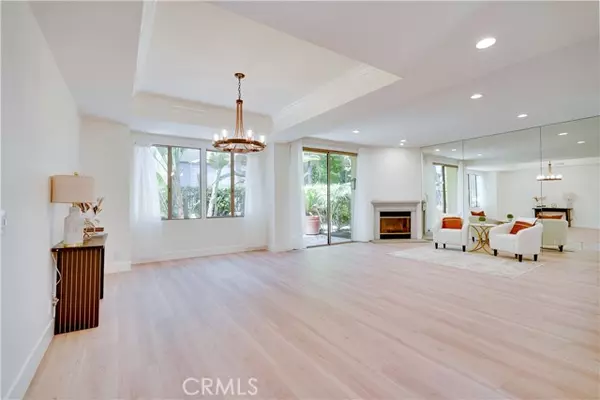 Newport Beach, CA 92660,417 Bay Hill DR