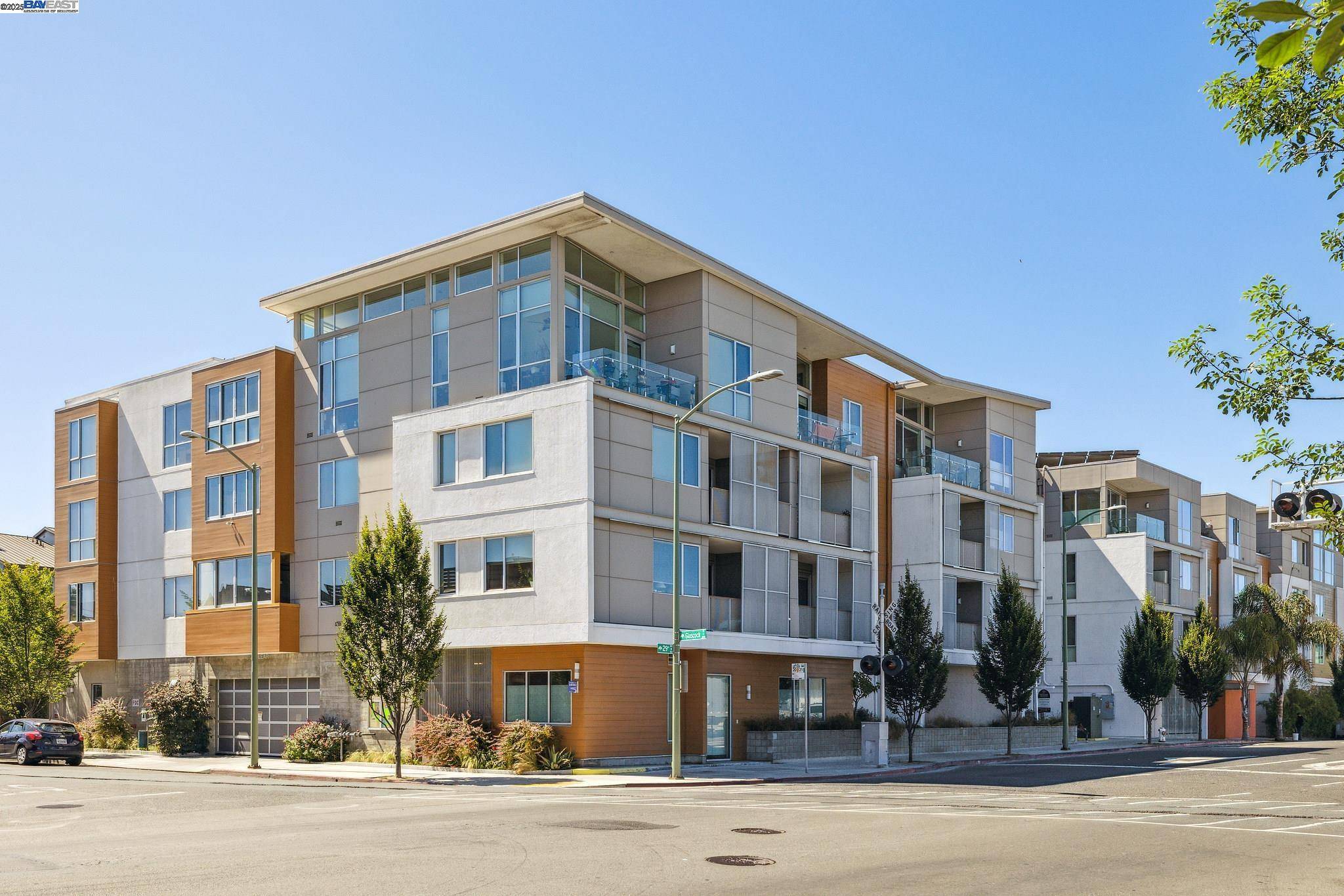 340 29Th Ave 204, Oakland, CA 94601