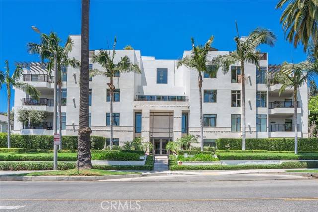 447 N Doheny DR 104, Beverly Hills, CA 90210