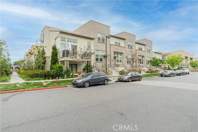5439 Strand 102, Hawthorne, CA 90250