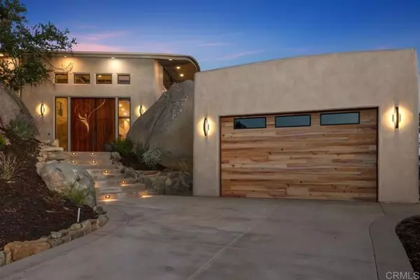 Escondido, CA 92026,10027 Tall Oak DR