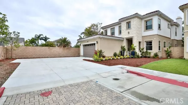 17413 Siena LN, Fountain Valley, CA 92708
