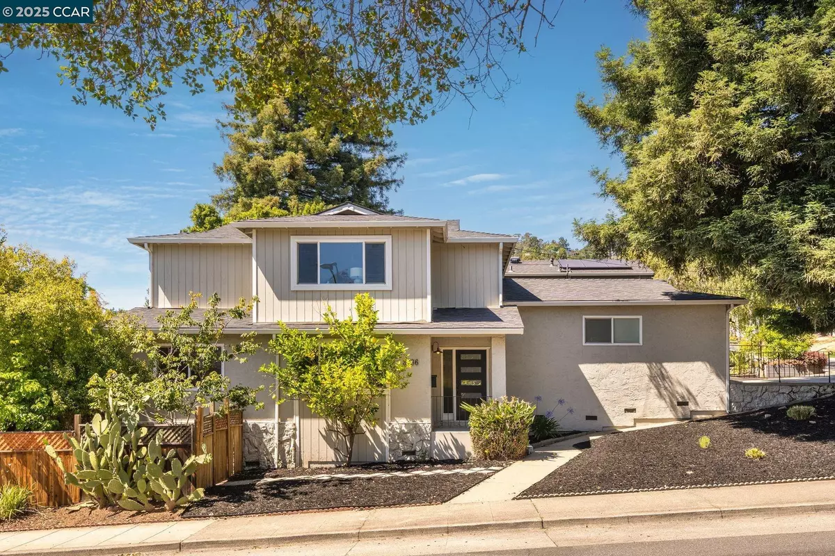 Oakland, CA 94619,3686 Redwood RD