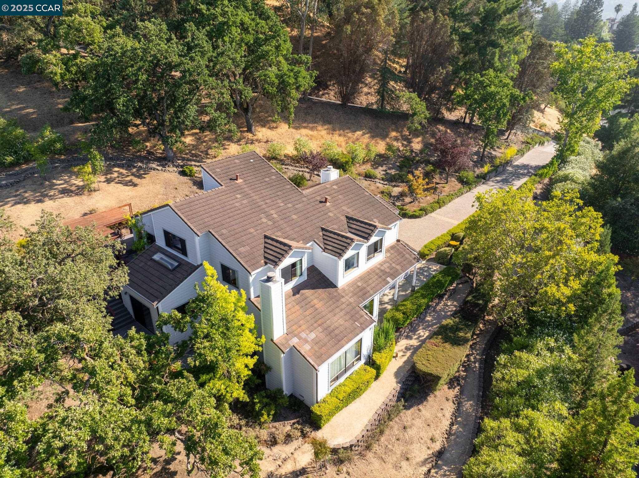 151 Spyrock Ct, Walnut Creek, CA 94595